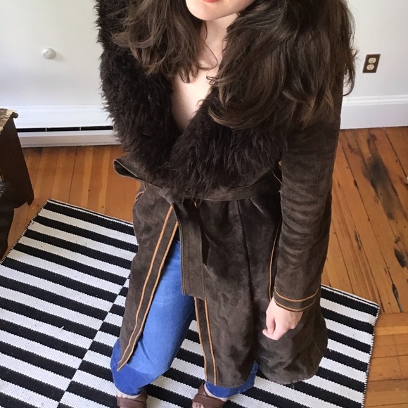 Vintage (Rare) Brown Suede 3/4 Length Faux Fur-Lined Coat - Picture 6 of 8